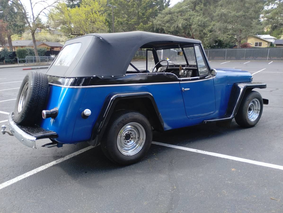 Willys-jeepster-1950-blue-2