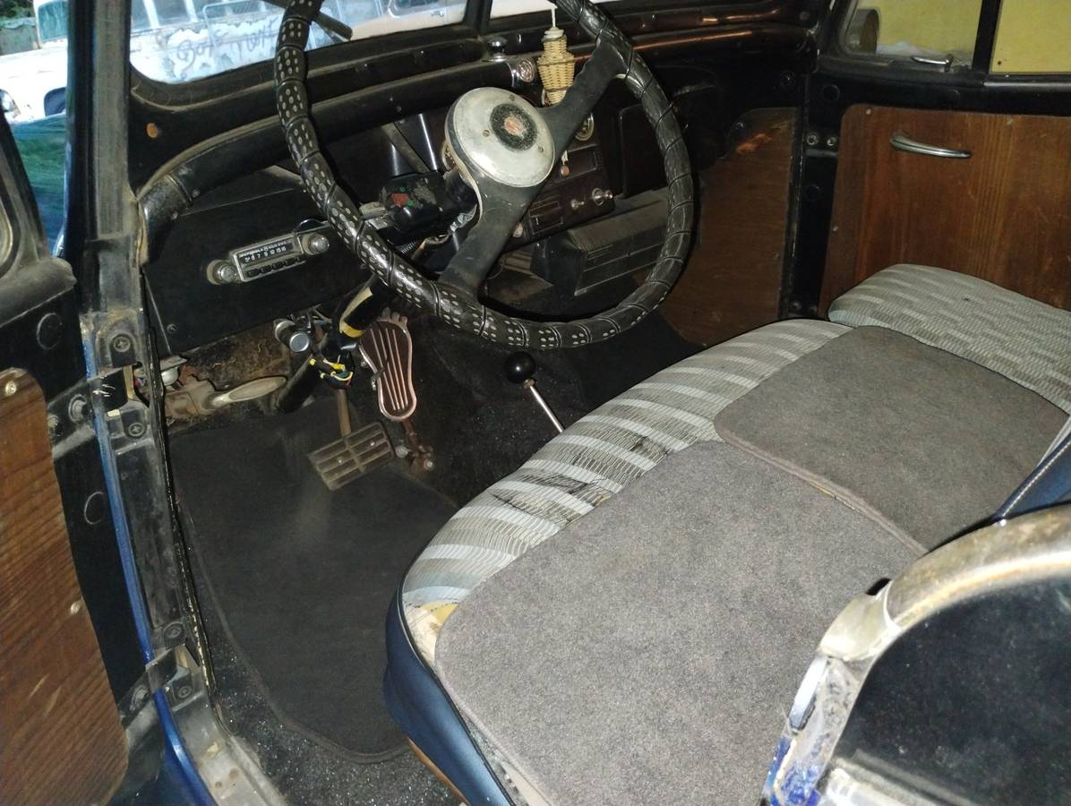 Willys-jeepster-1950-blue-7