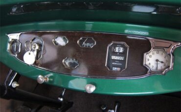 Willys-knight-Model-56-1928-Two-tone-green-Tanish-12