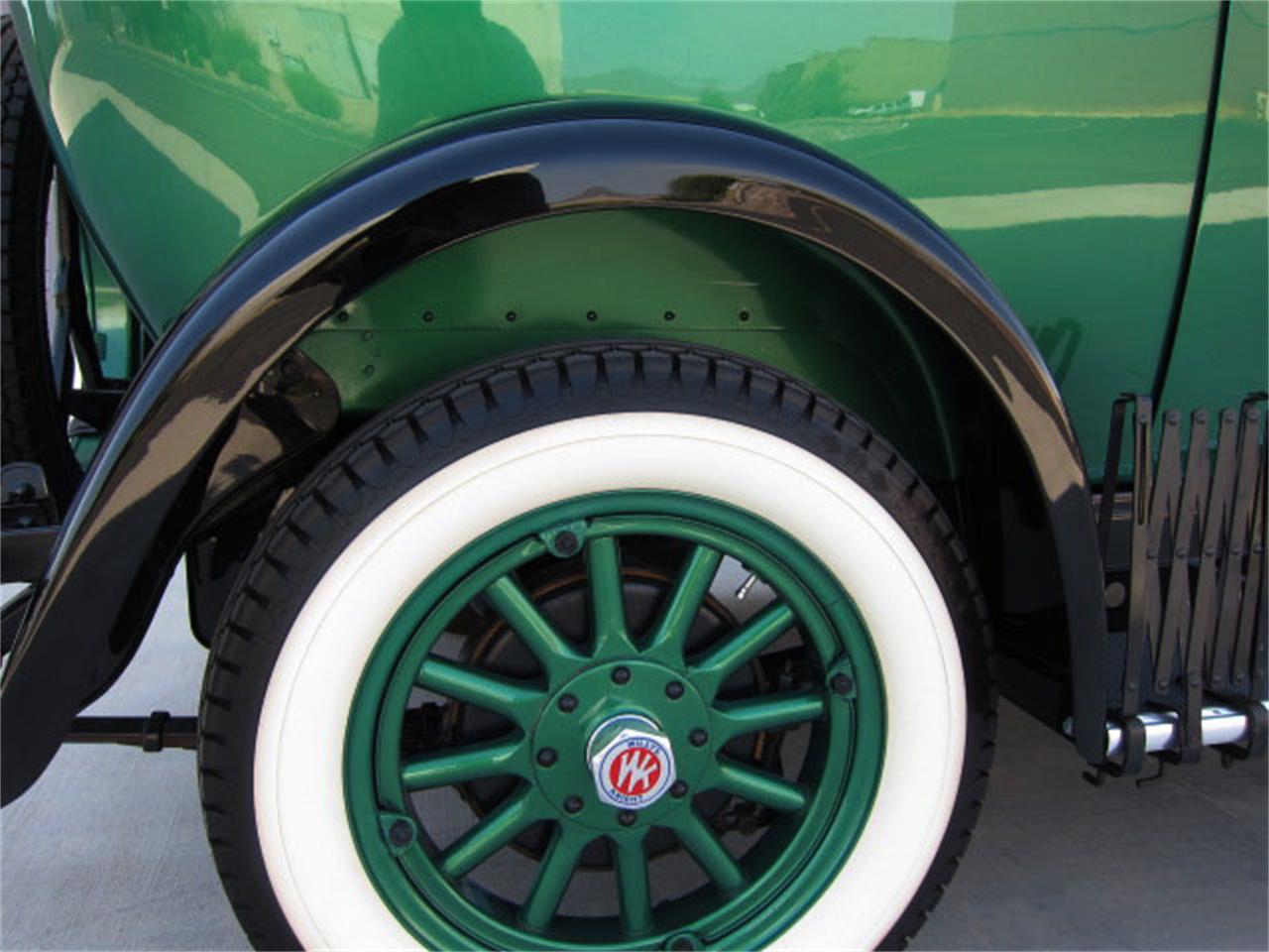 Willys-knight-Model-56-1928-Two-tone-green-Tanish-2