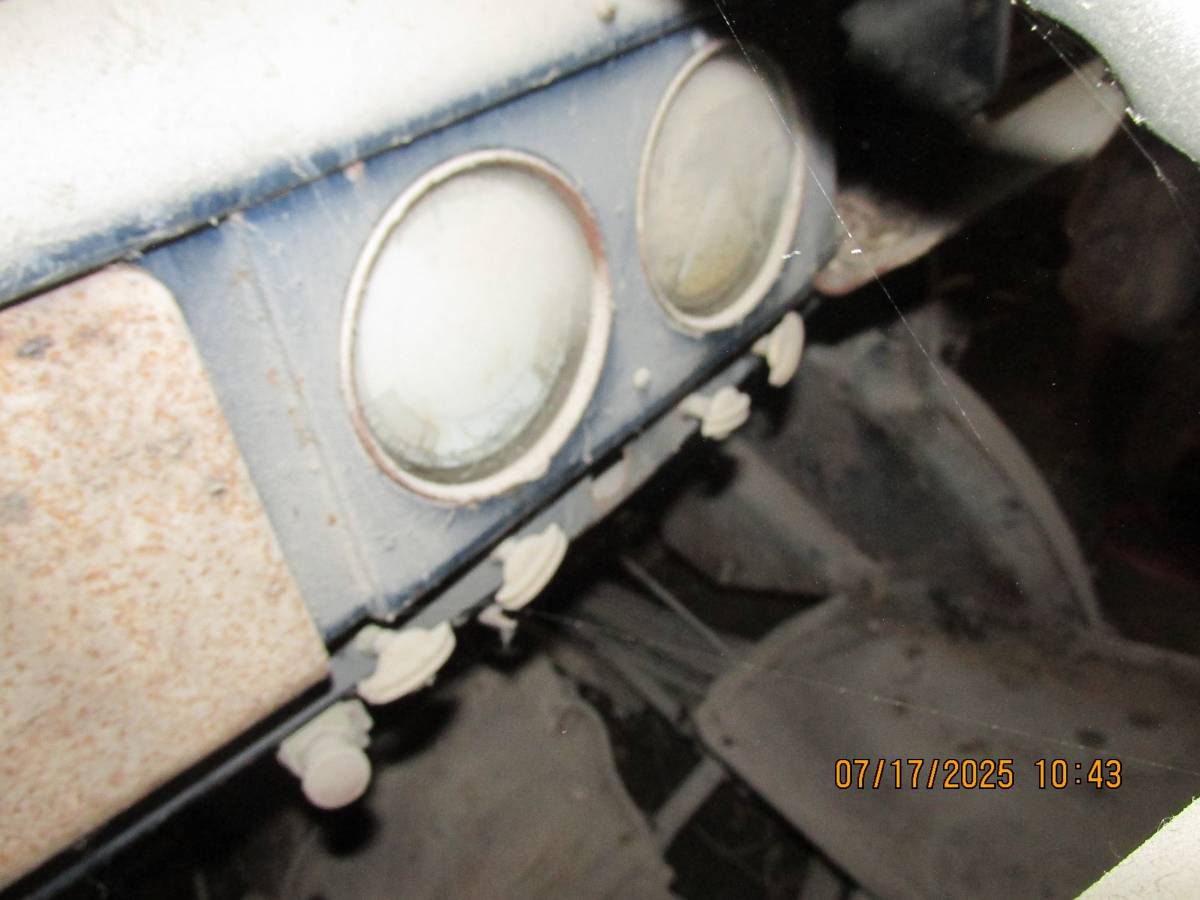 Willys-overland-1939-11