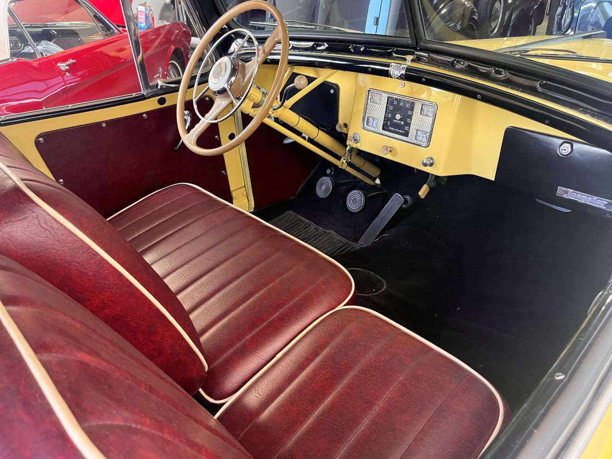 Willys-overland-jeepster-1950-yellow-11
