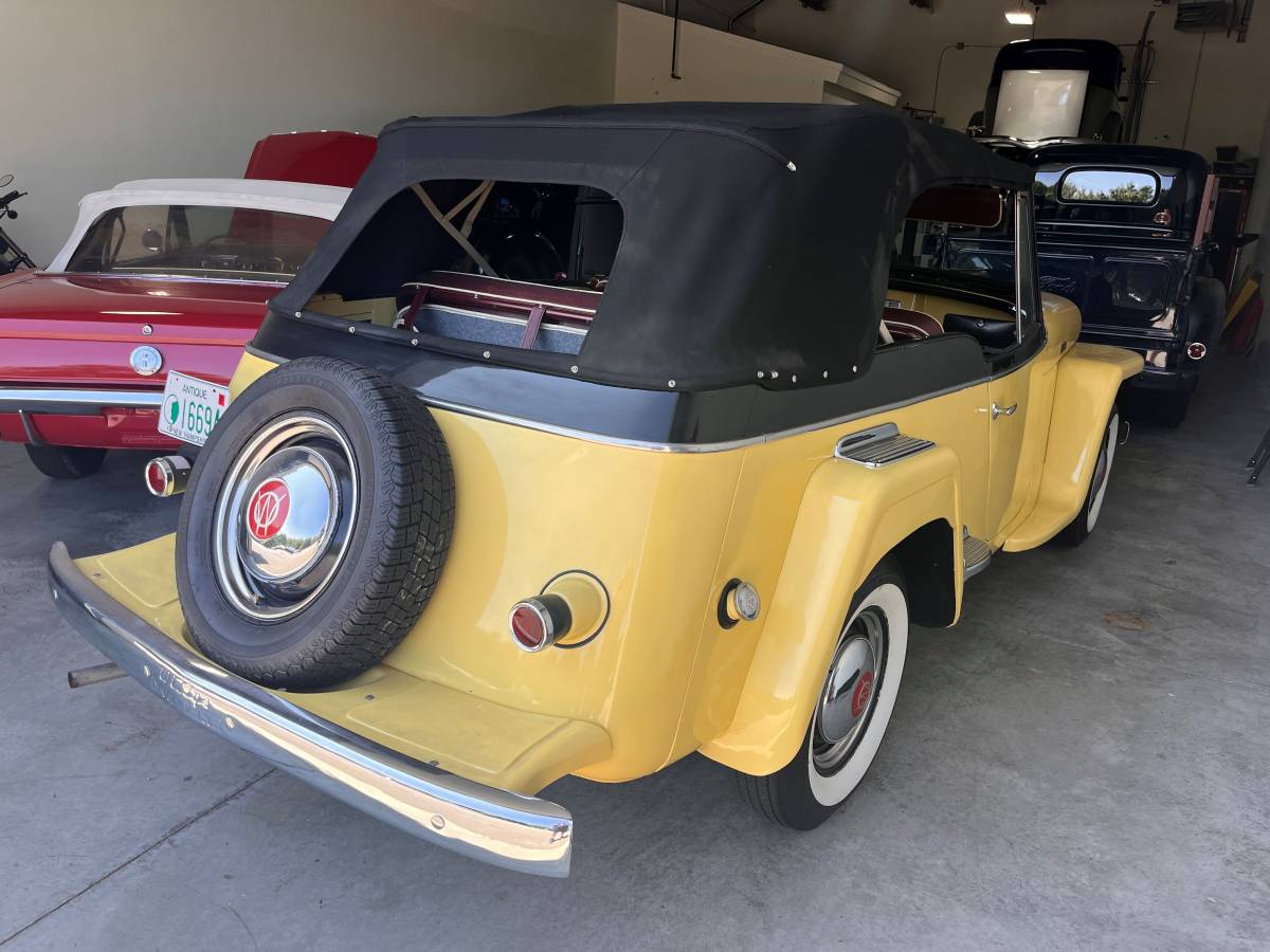 Willys-overland-jeepster-1950-yellow-13