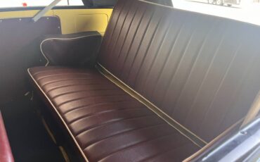 Willys-overland-jeepster-1950-yellow-18