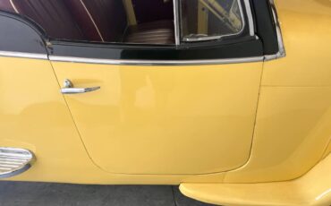 Willys-overland-jeepster-1950-yellow-7