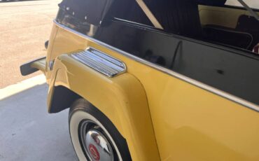 Willys-overland-jeepster-1950-yellow-9