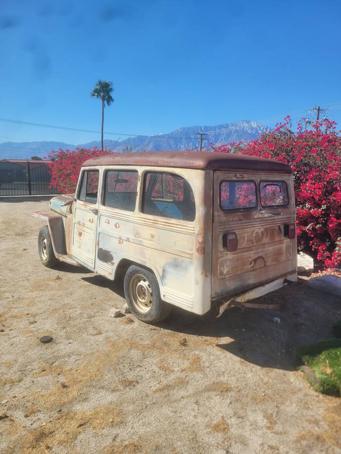 Willys-wagon-1950-1