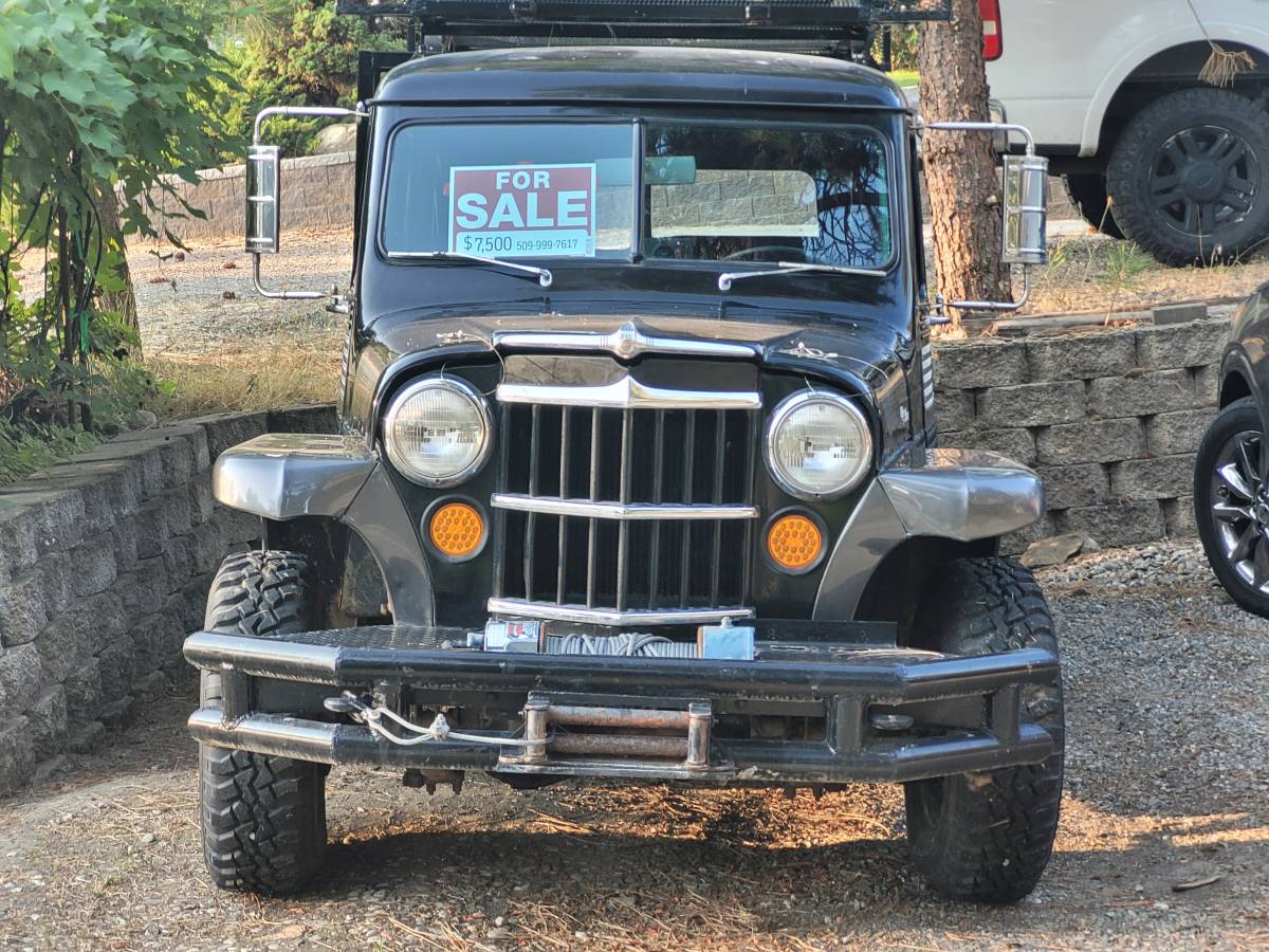 Willys-wagon-1955-black-2
