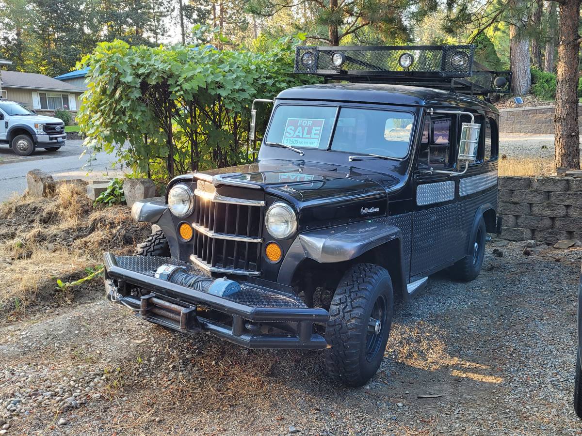 Willys-wagon-1955-black