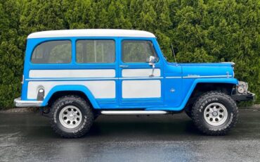 Willys-wagon-1956-blue-1