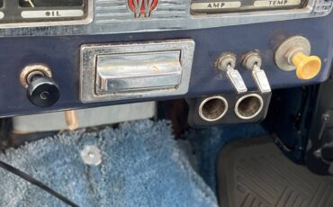 Willys-wagon-1956-blue-16