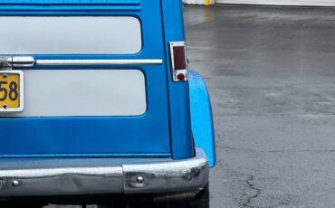 Willys-wagon-1956-blue-22