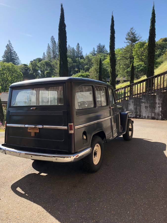 Willys-wagon-1962-1