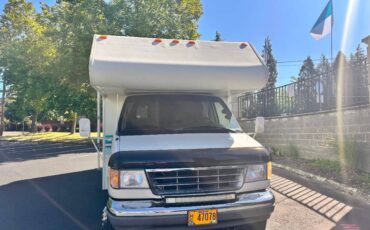Winnebago-mini-winnie-24-rc-1995-white-11
