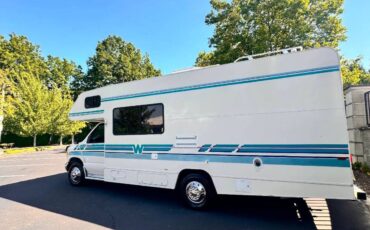 Winnebago-mini-winnie-24-rc-1995-white-12
