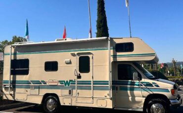 Winnebago-mini-winnie-24-rc-1995-white-15