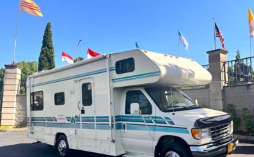 Winnebago-mini-winnie-24-rc-1995-white-19