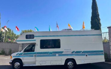 Winnebago-mini-winnie-24-rc-1995-white-20
