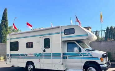 Winnebago-mini-winnie-24-rc-1995-white