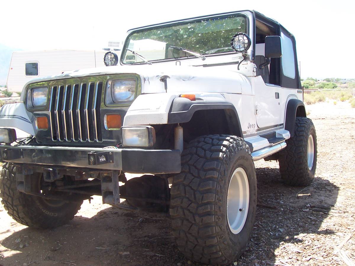 Wrangler-1989-white