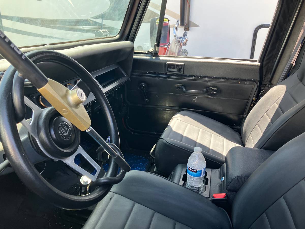 Wrangler-sport-yj-1990-black-14
