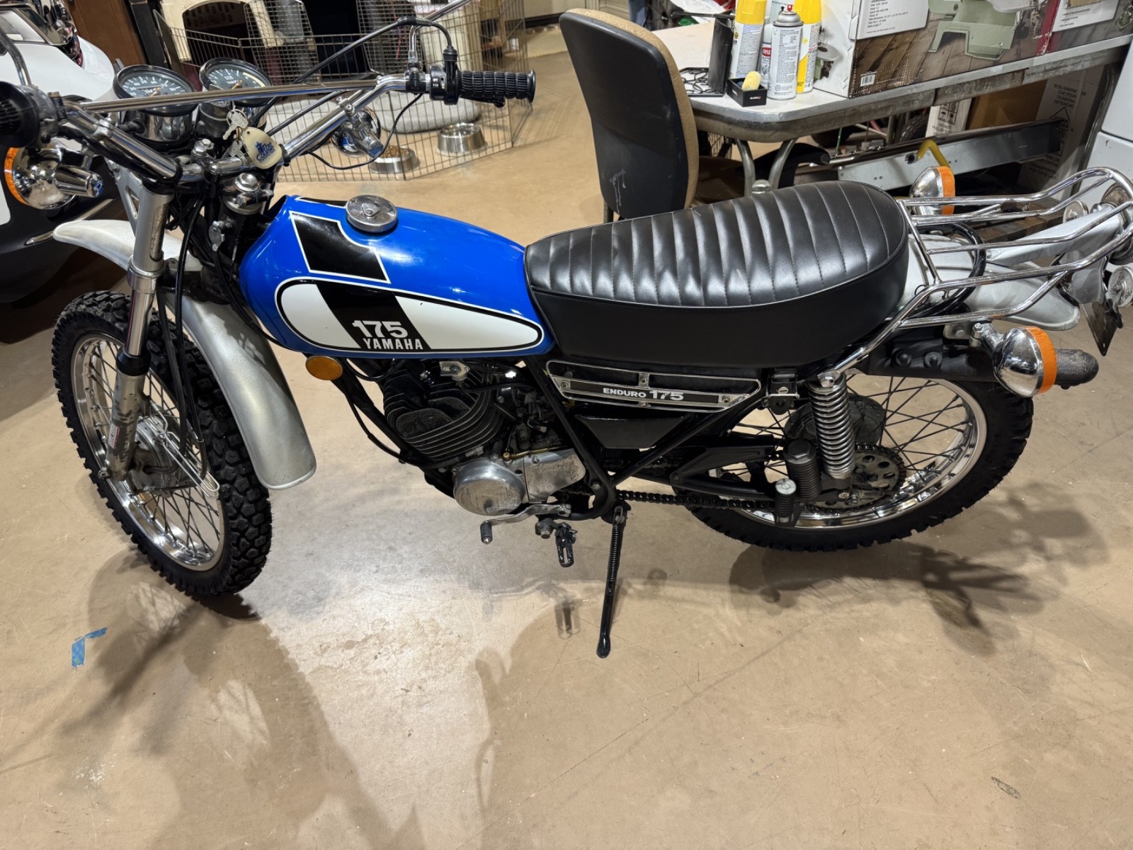 Yamaha-DT175-Enduro-1975-3