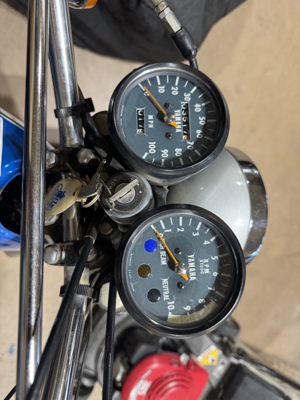 Yamaha-DT175-Enduro-1975-5