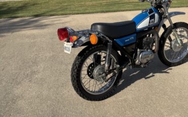 Yamaha-DT175-Enduro-1975-6