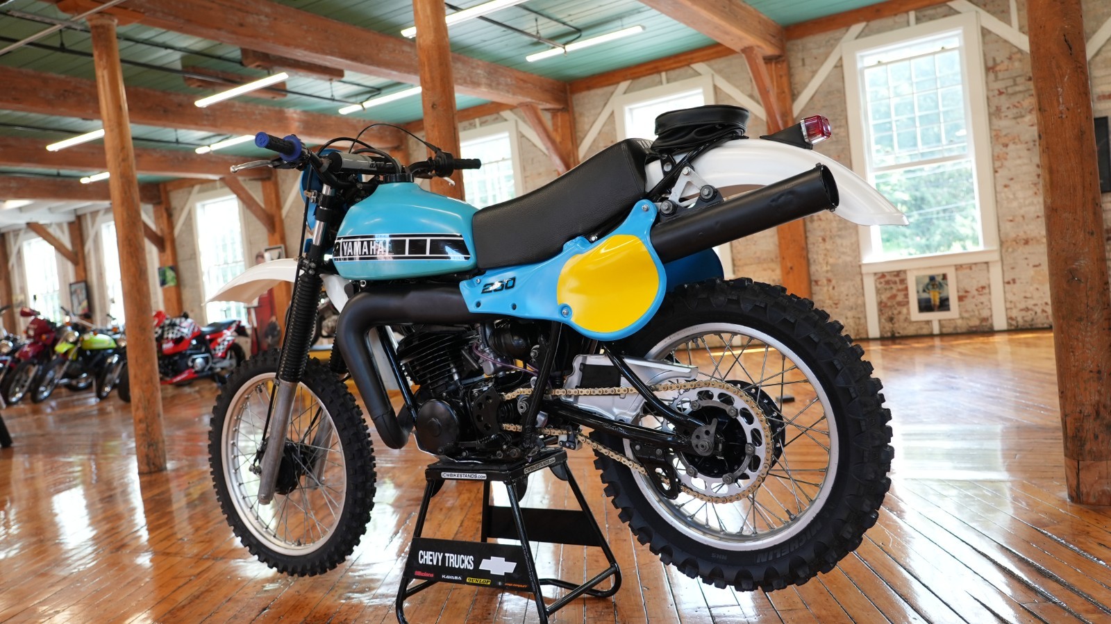 Yamaha-IT250-1980-2