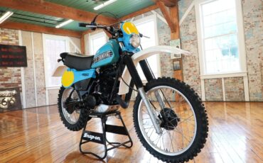 Yamaha-IT250-1980-3
