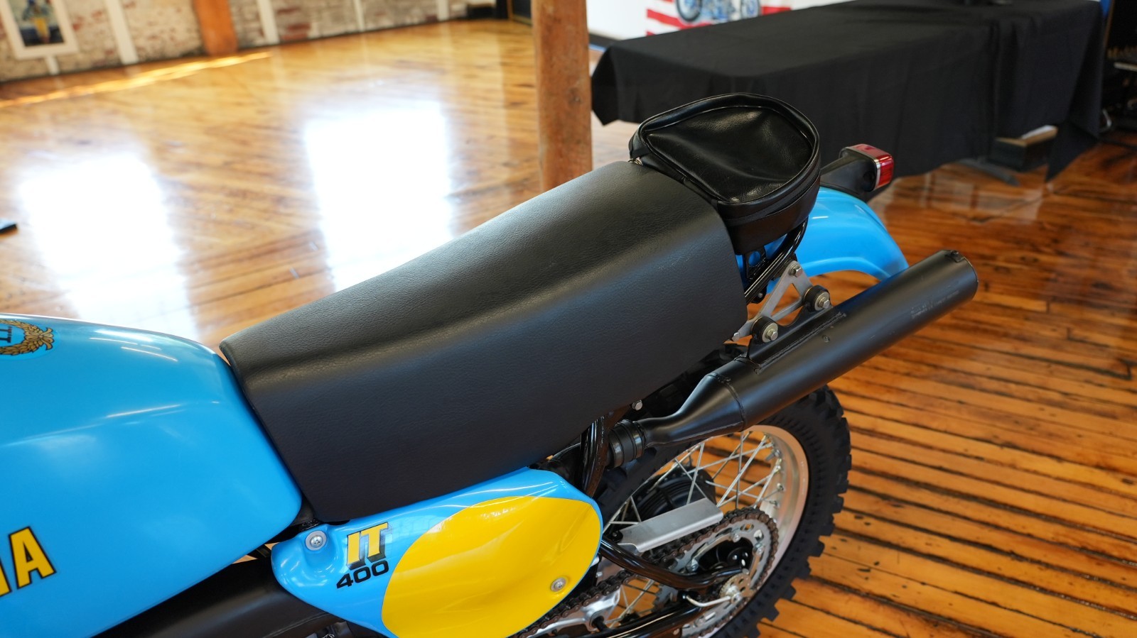 Yamaha-IT400F-1979-13