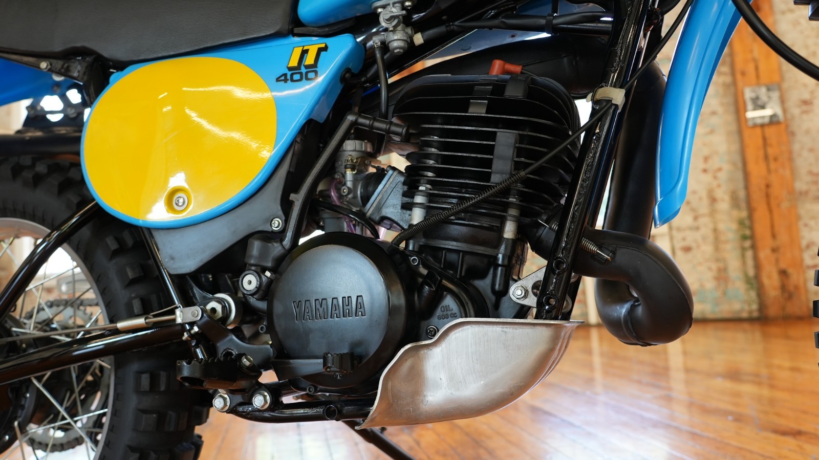 Yamaha-IT400F-1979-20