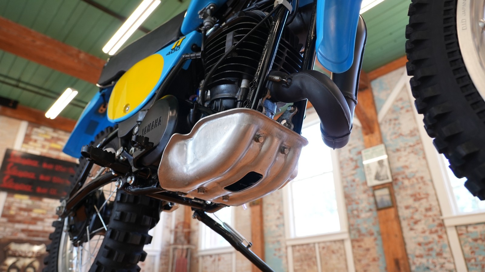 Yamaha-IT400F-1979-21