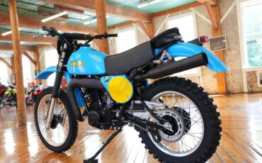 Yamaha-IT400F-1979-6