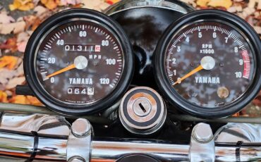 Yamaha-R5-1972-22