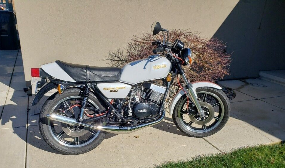 Yamaha-RD400-DAYTONA-SPECIAL-1979-1