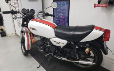 Yamaha-RD400-DAYTONA-SPECIAL-1979-10