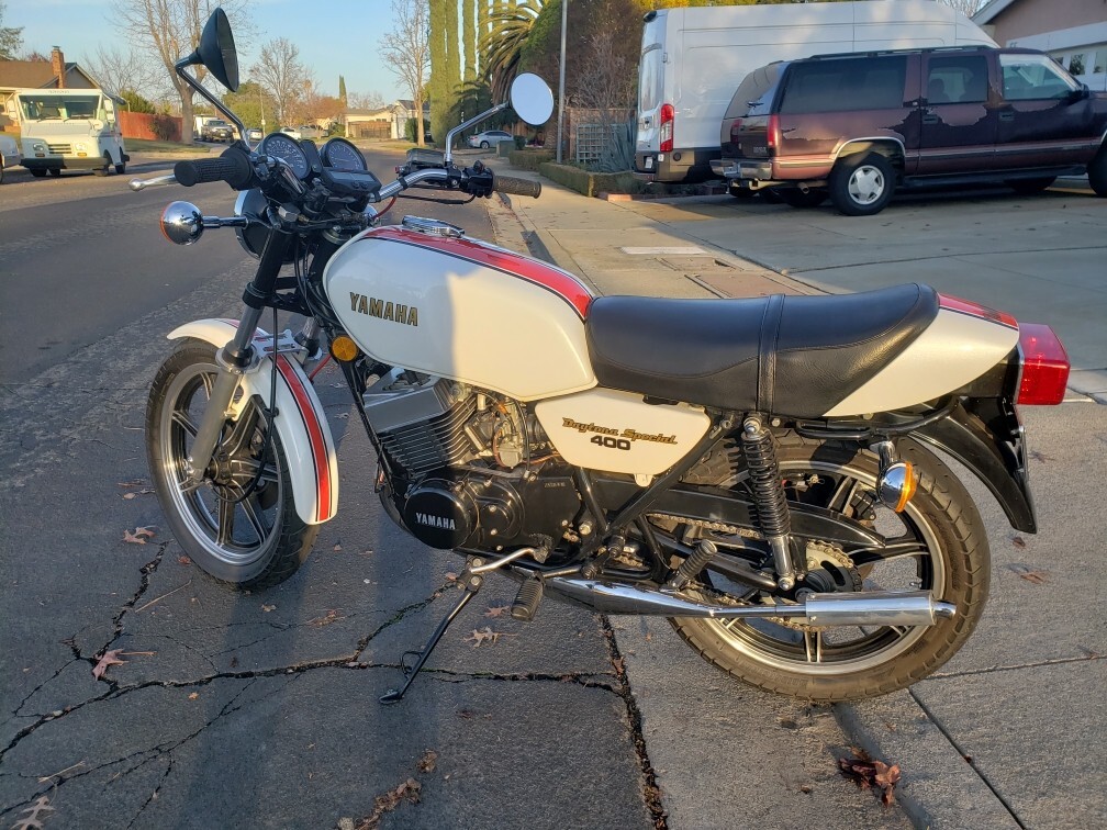 Yamaha-RD400-DAYTONA-SPECIAL-1979-21