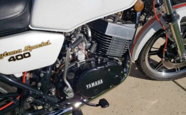 Yamaha-RD400-DAYTONA-SPECIAL-1979-26