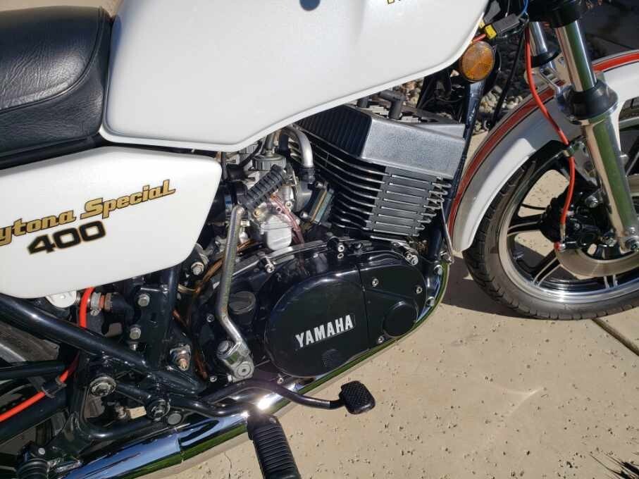 Yamaha-RD400-DAYTONA-SPECIAL-1979-26