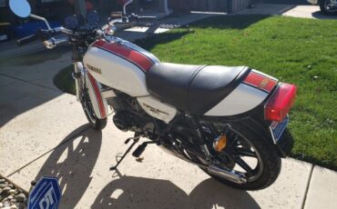 Yamaha-RD400-DAYTONA-SPECIAL-1979-28