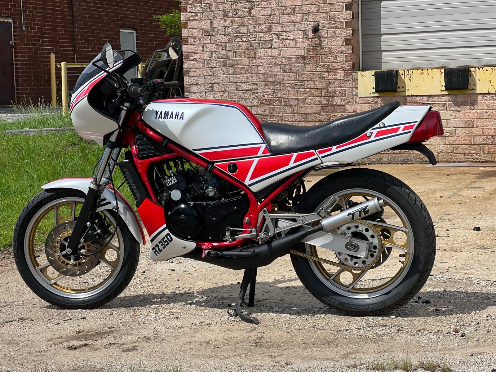 Yamaha-RZ-350-1985-1