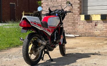 Yamaha-RZ-350-1985-16