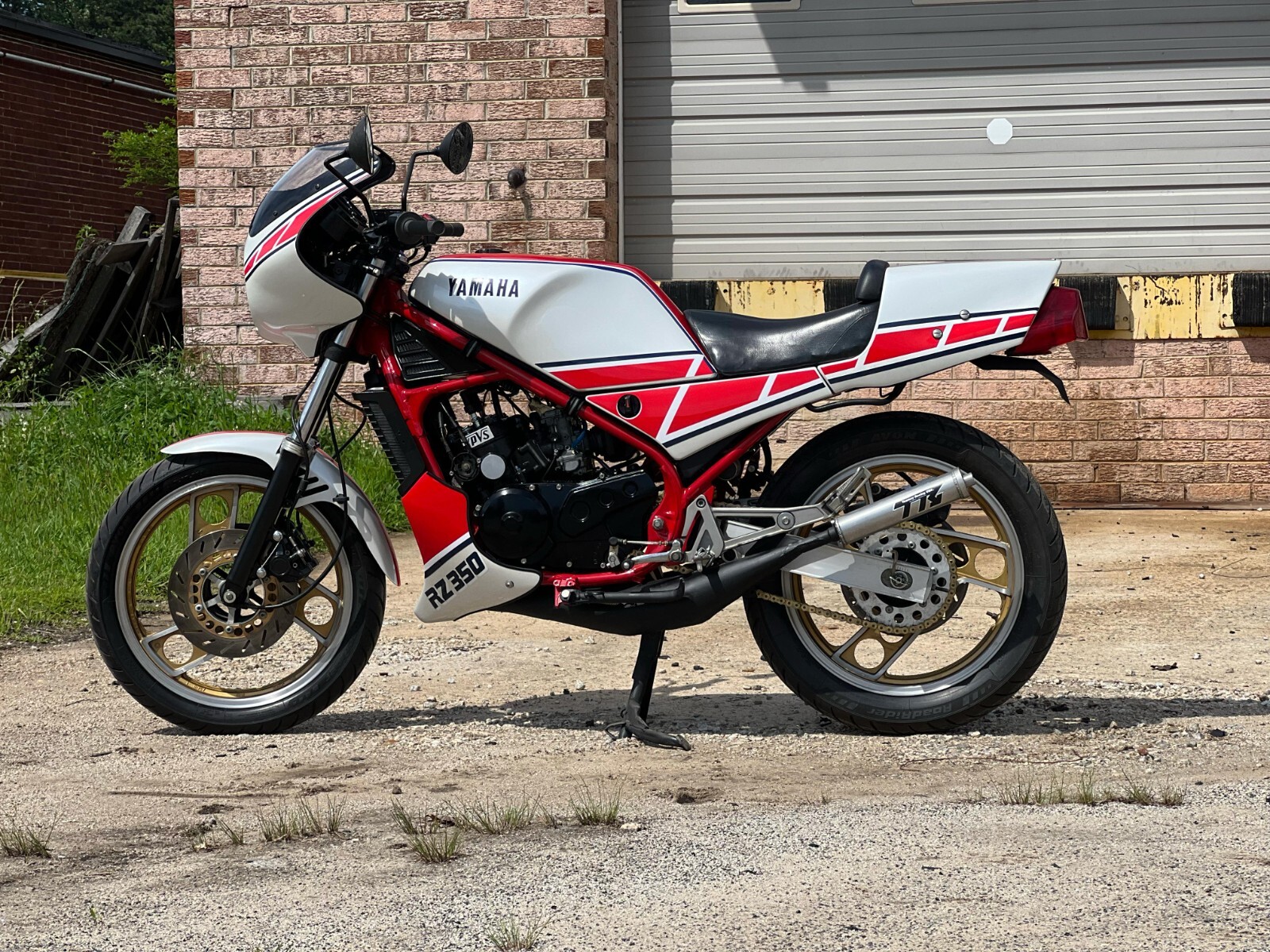 Yamaha-RZ-350-1985-2