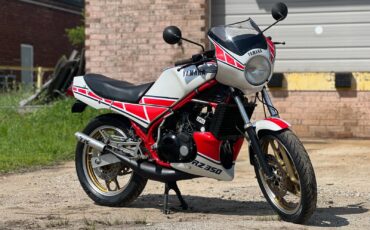 Yamaha-RZ-350-1985