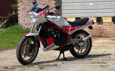 Yamaha-RZ-350-1985-4