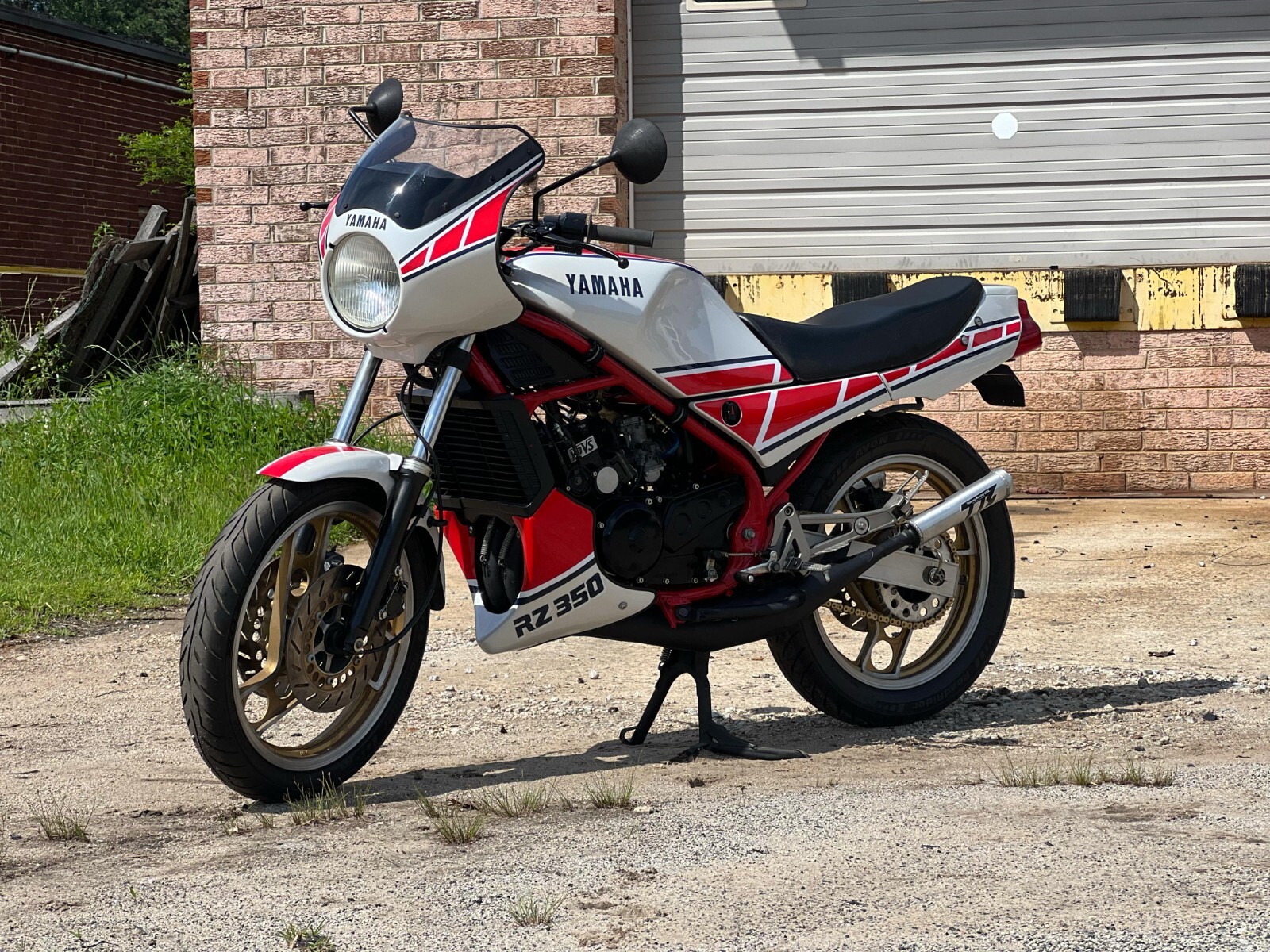 Yamaha-RZ-350-1985-4