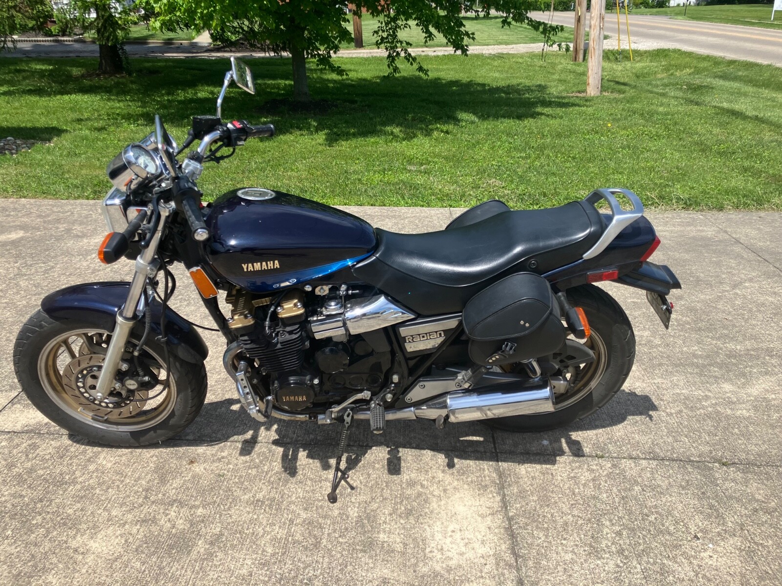 Yamaha-Radian-600-1986