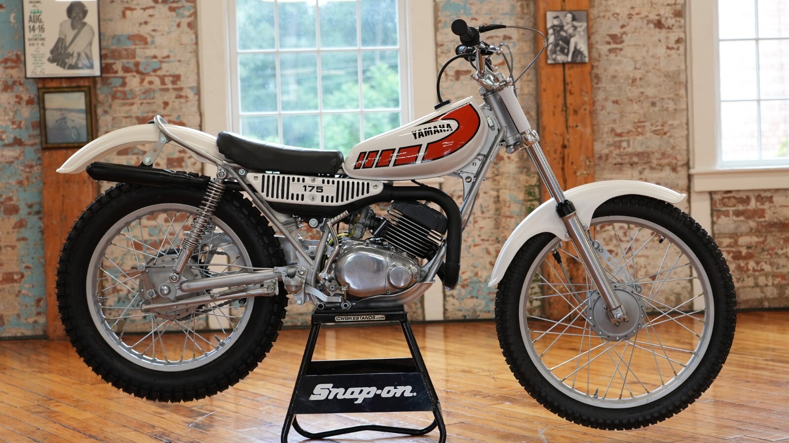 Yamaha-TY175-1976-1