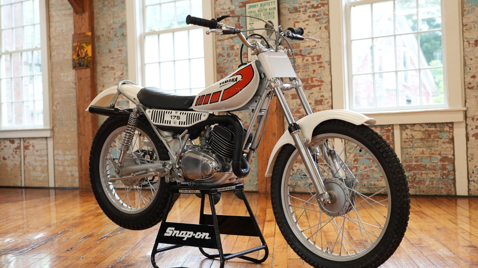 Yamaha-TY175-1976